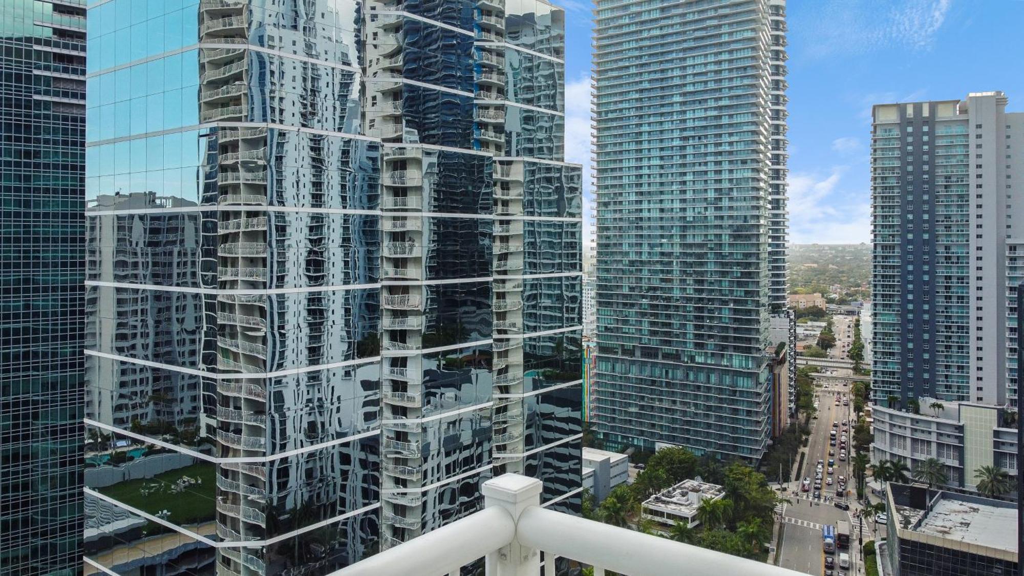 Upscale Brickell 3 Bedroom With Water Views And Free Parking Miami Eksteriør bilde