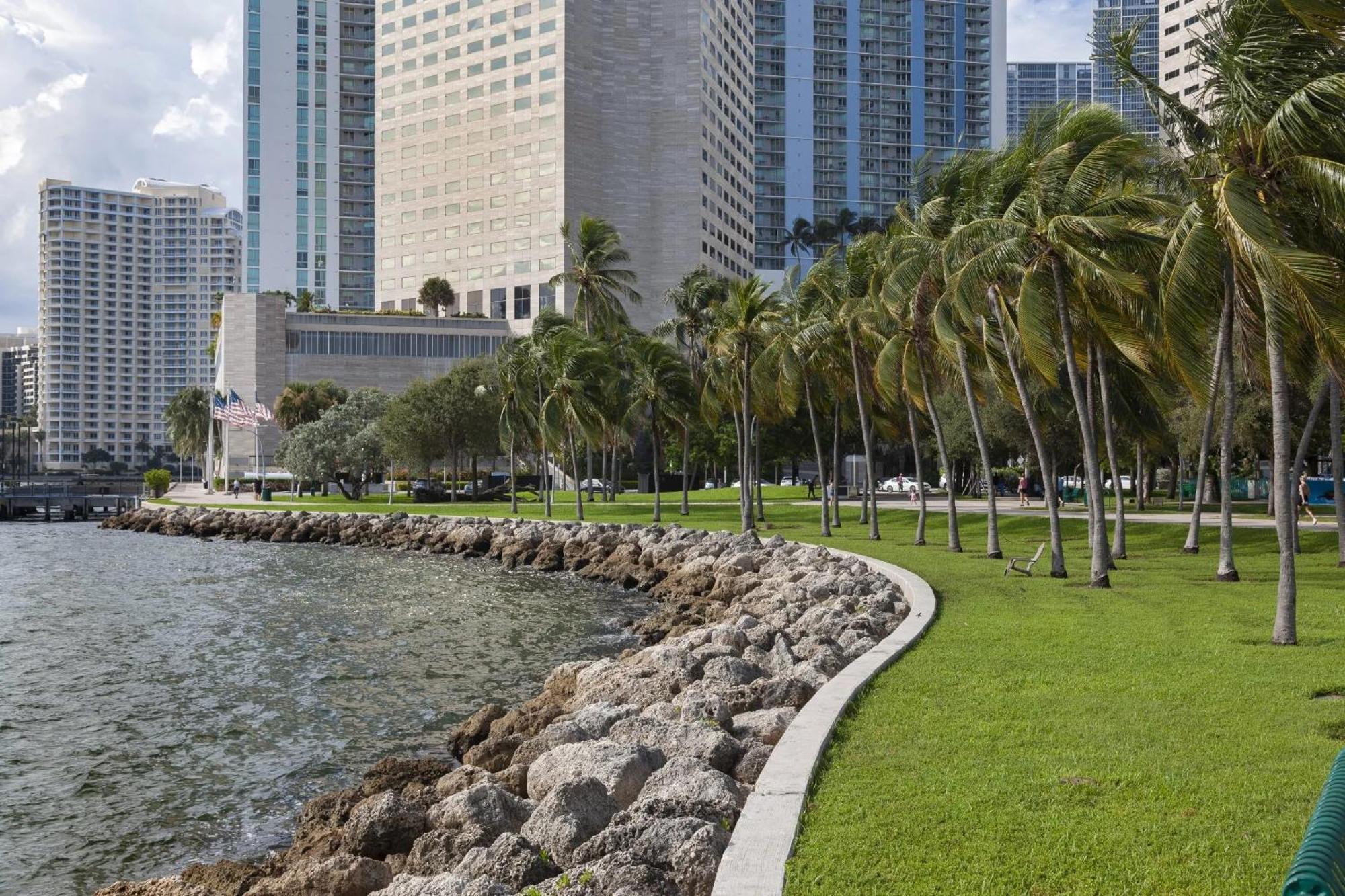 Upscale Brickell 3 Bedroom With Water Views And Free Parking Miami Eksteriør bilde