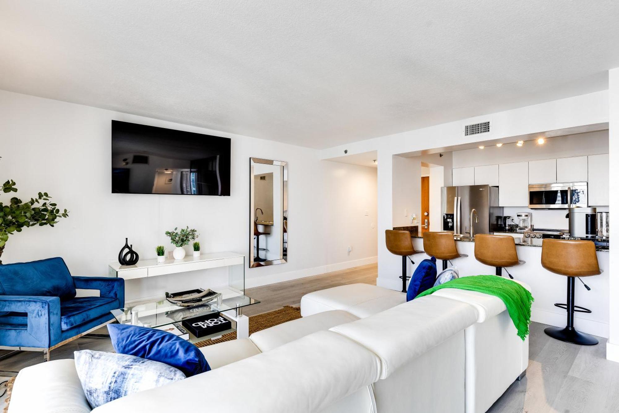 Upscale Brickell 3 Bedroom With Water Views And Free Parking Miami Eksteriør bilde