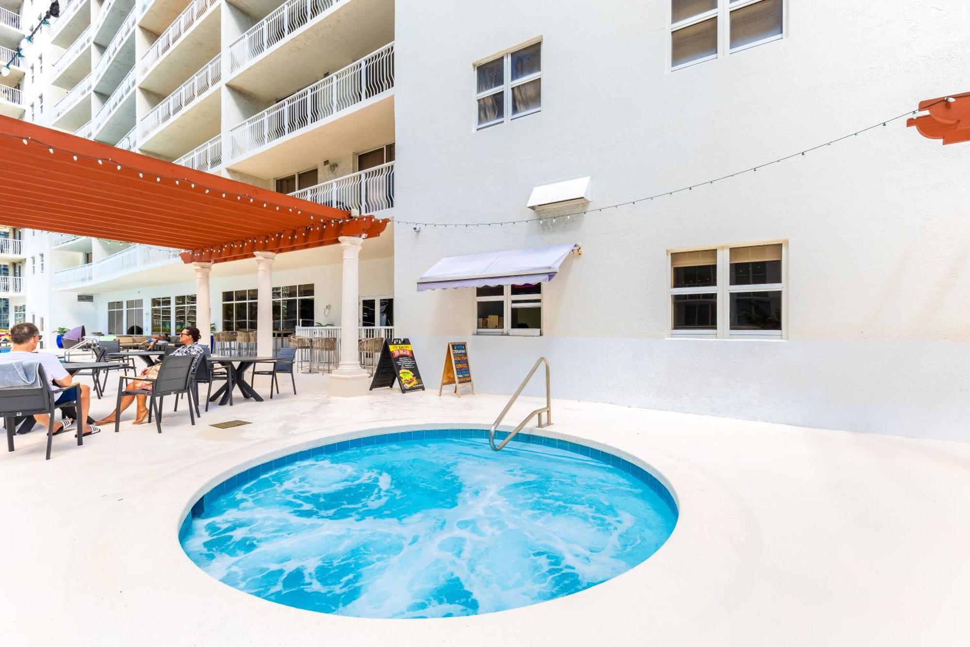 Upscale Brickell 3 Bedroom With Water Views And Free Parking Miami Eksteriør bilde